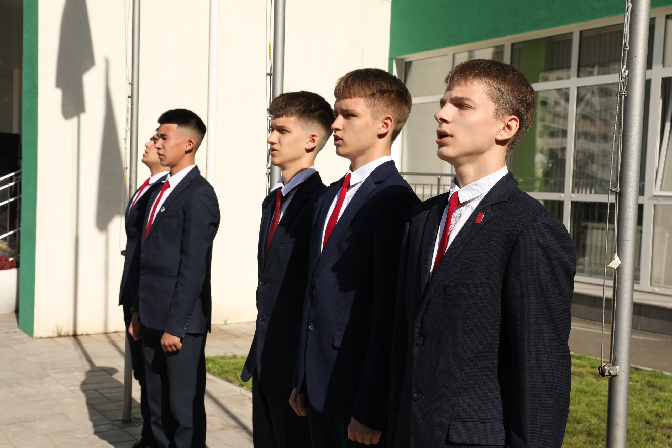 Изображения столовой.